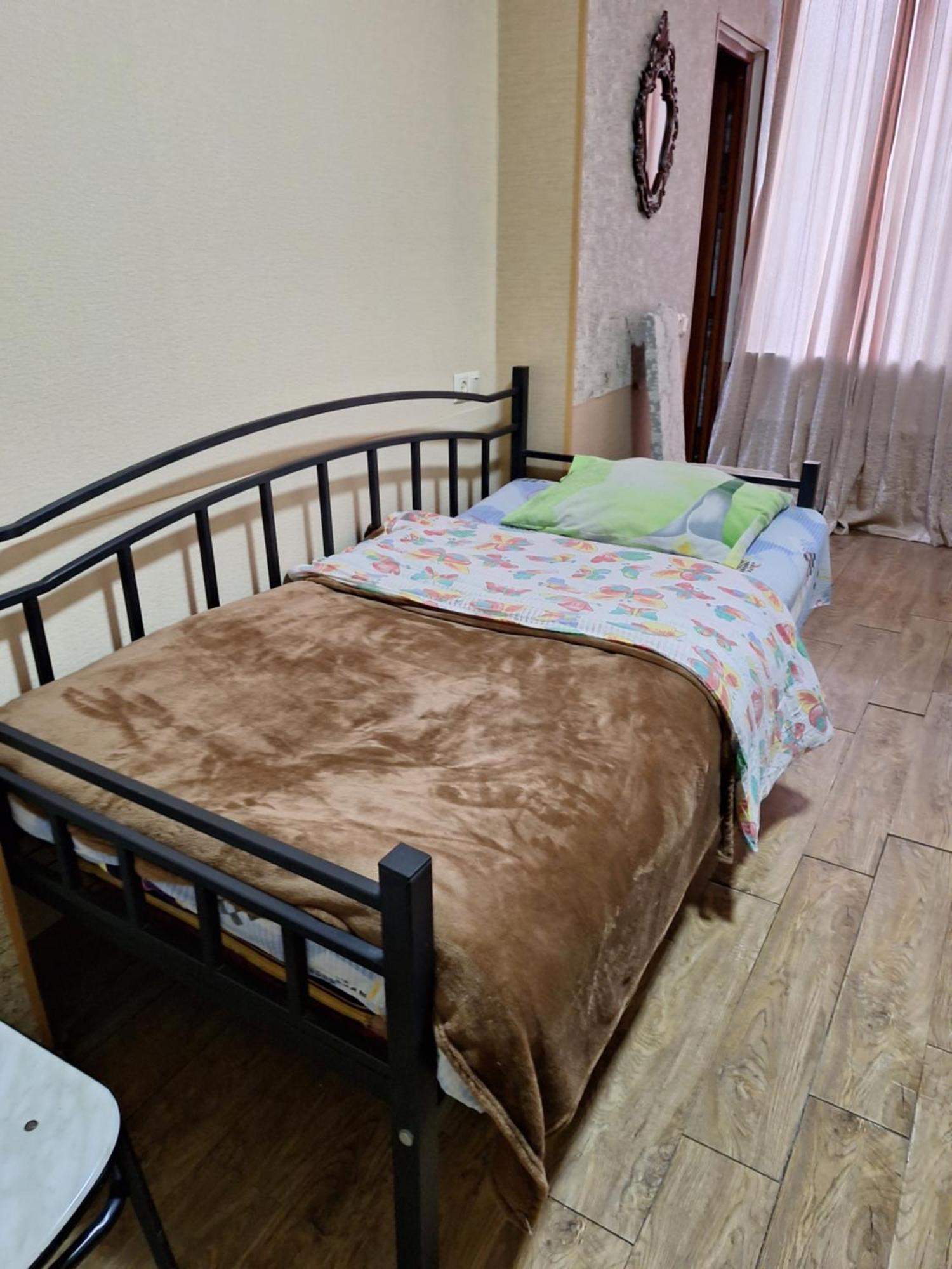 Guest House 15A كوتايسي المظهر الخارجي الصورة