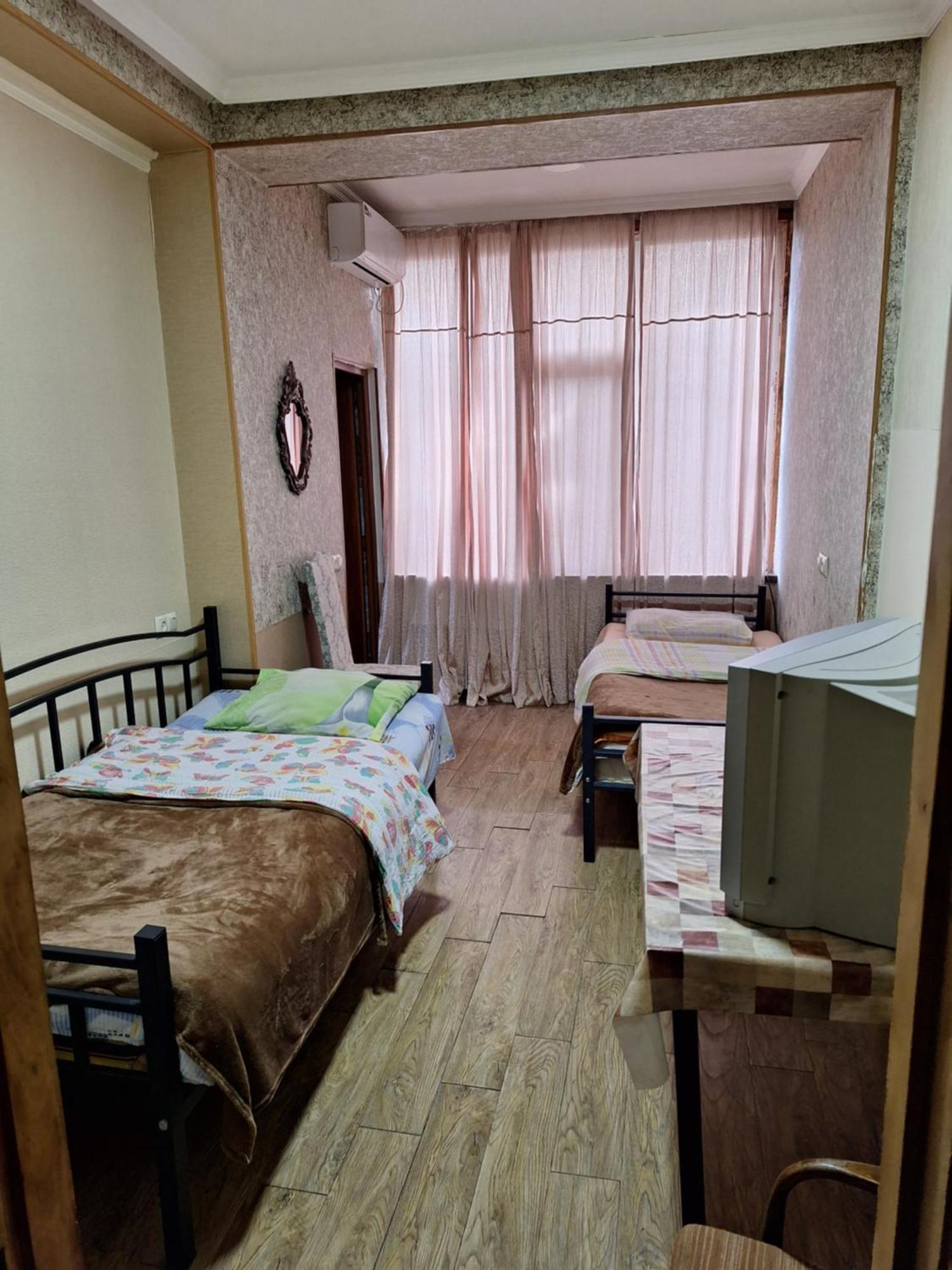 Guest House 15A كوتايسي المظهر الخارجي الصورة
