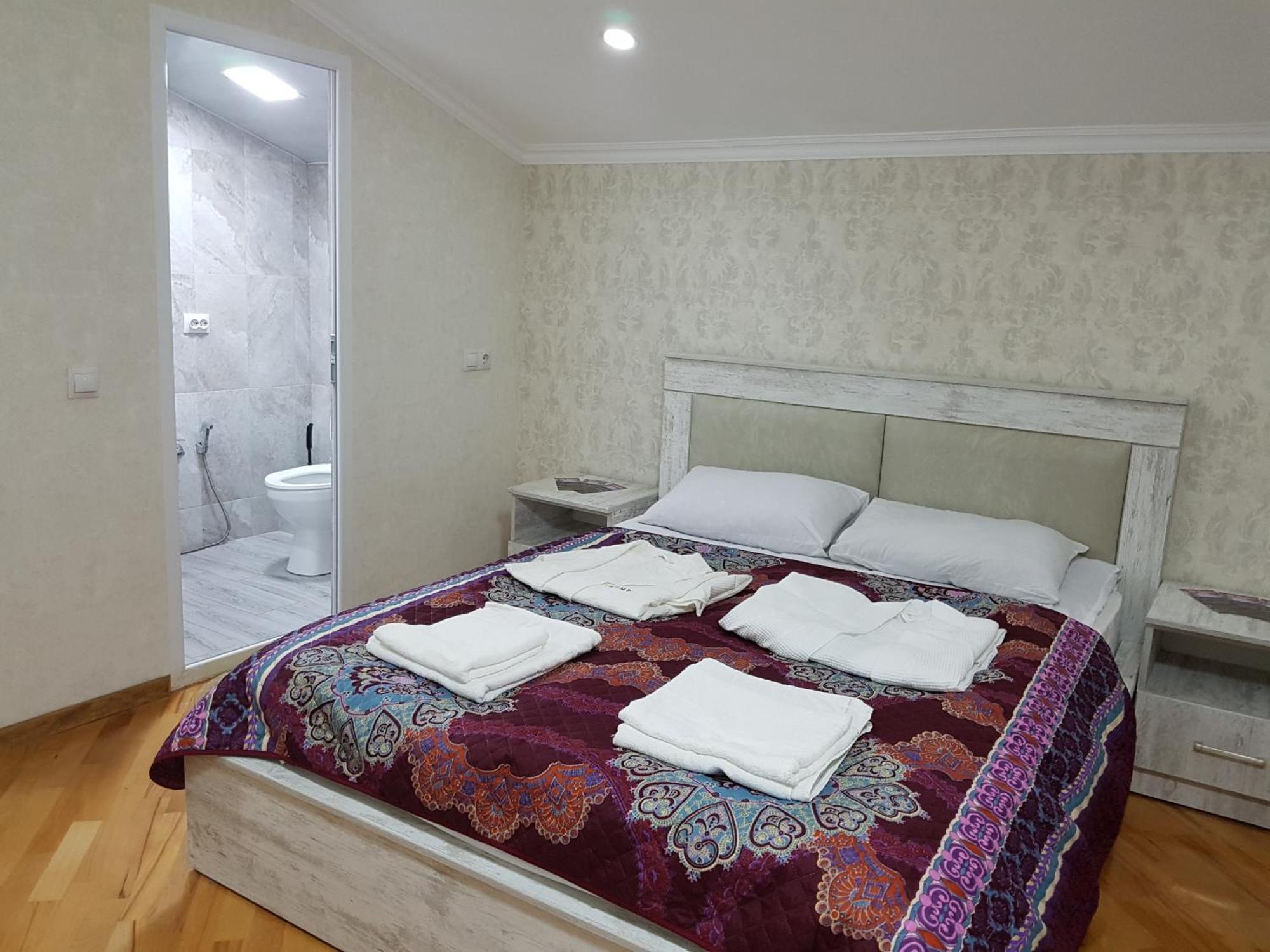 Guest House 15A كوتايسي المظهر الخارجي الصورة