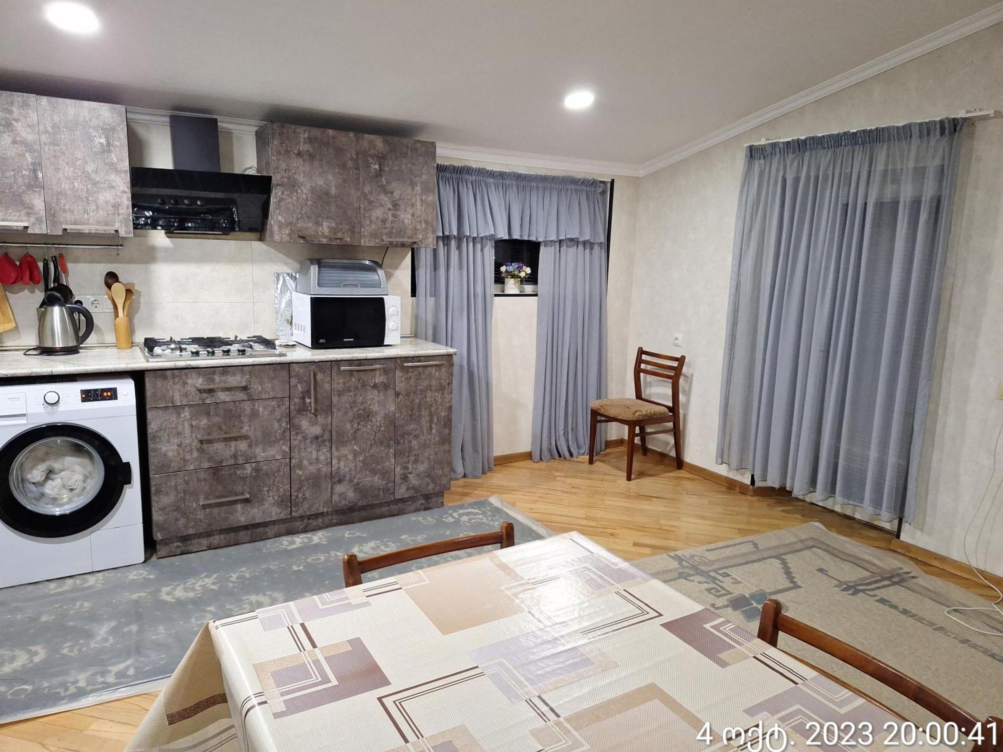 Guest House 15A كوتايسي المظهر الخارجي الصورة