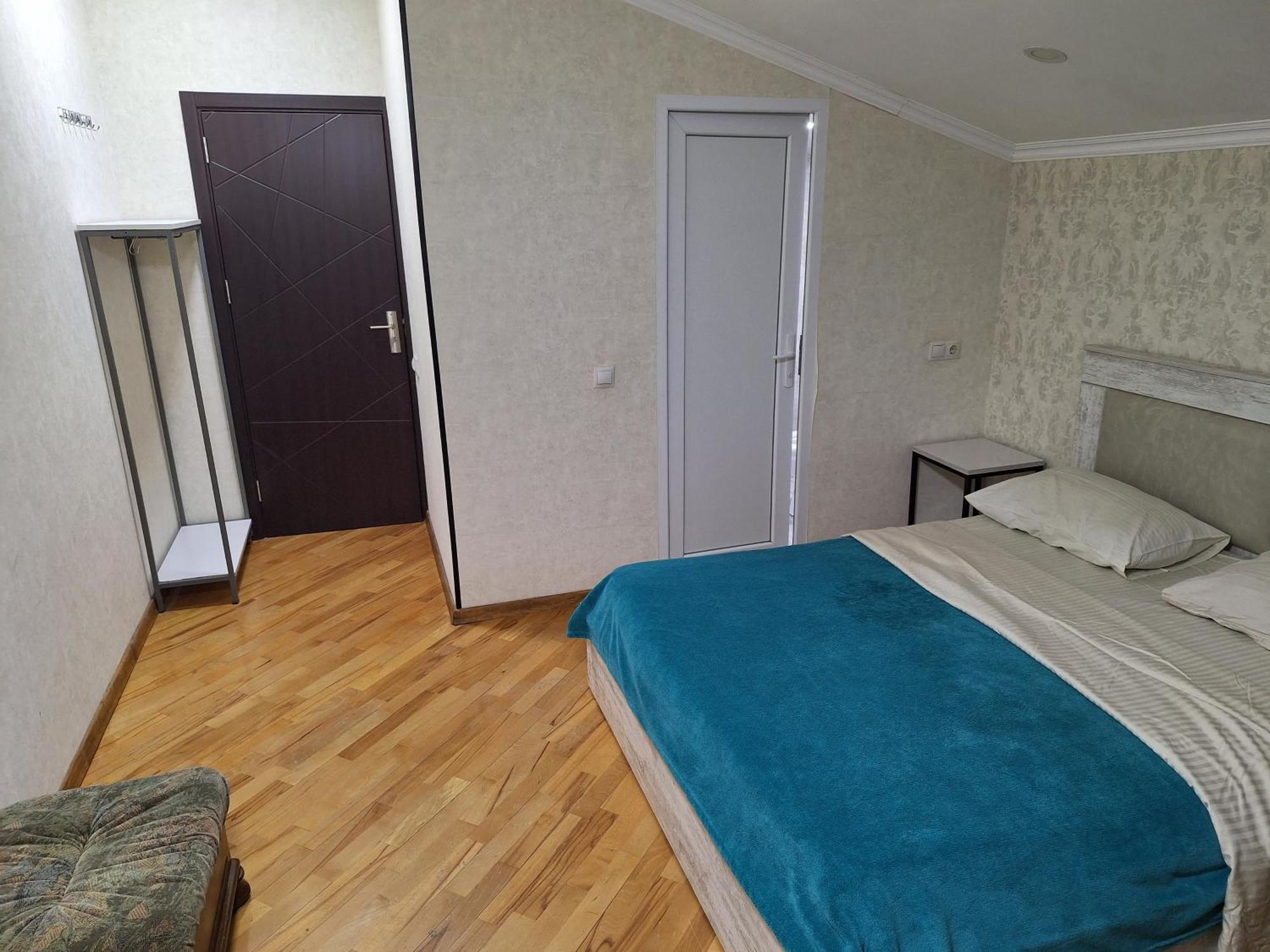 Guest House 15A كوتايسي المظهر الخارجي الصورة