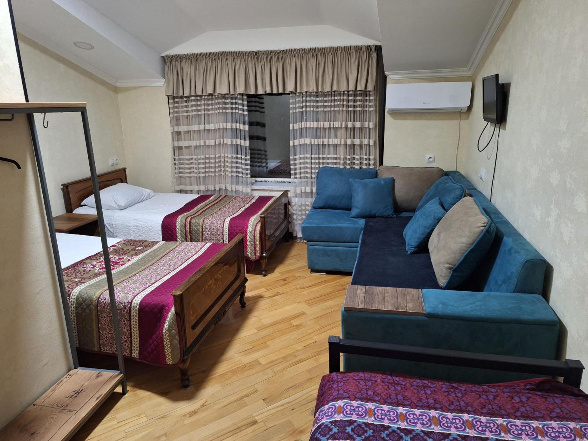 Guest House 15A كوتايسي المظهر الخارجي الصورة