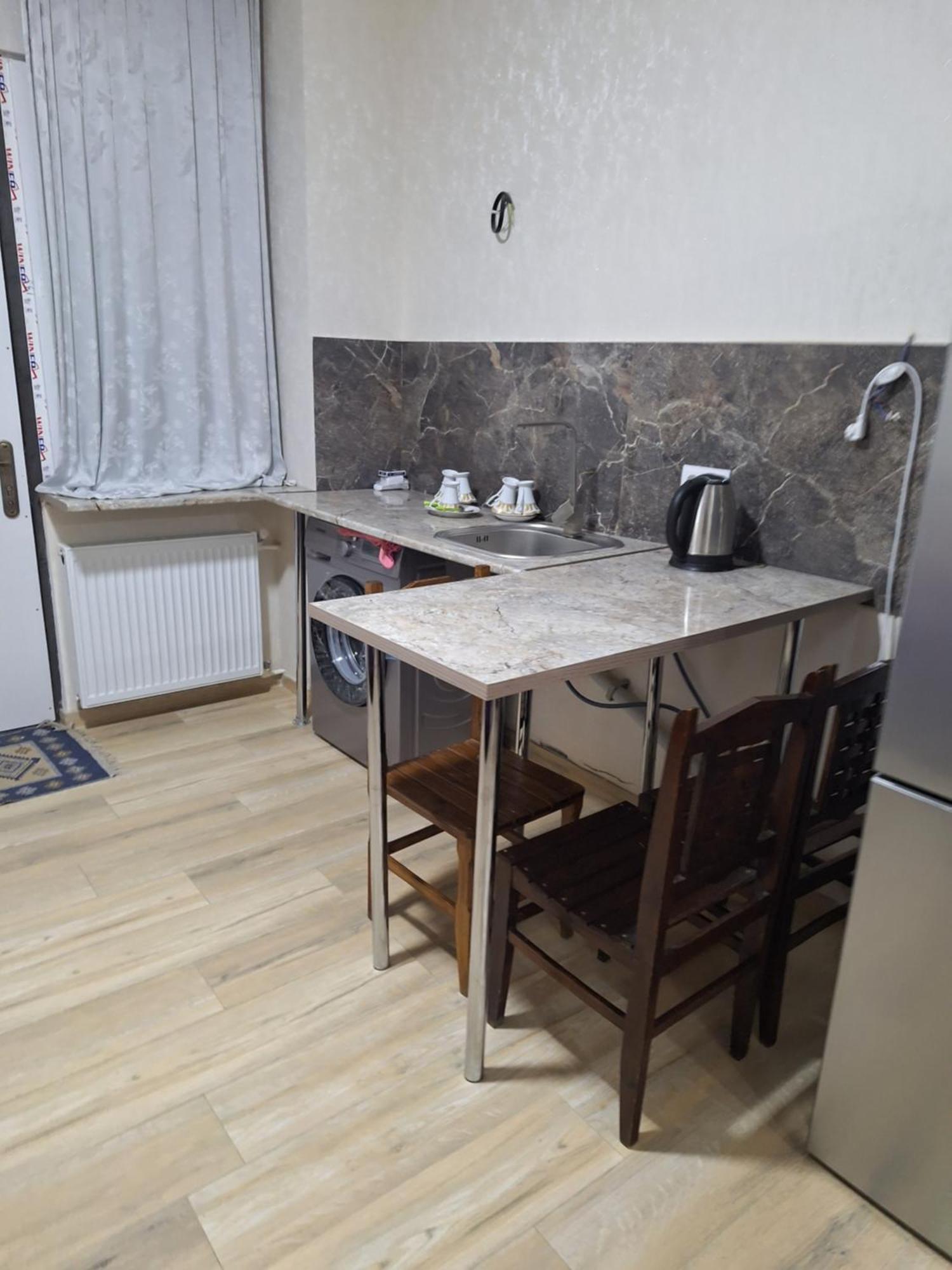 Guest House 15A كوتايسي المظهر الخارجي الصورة